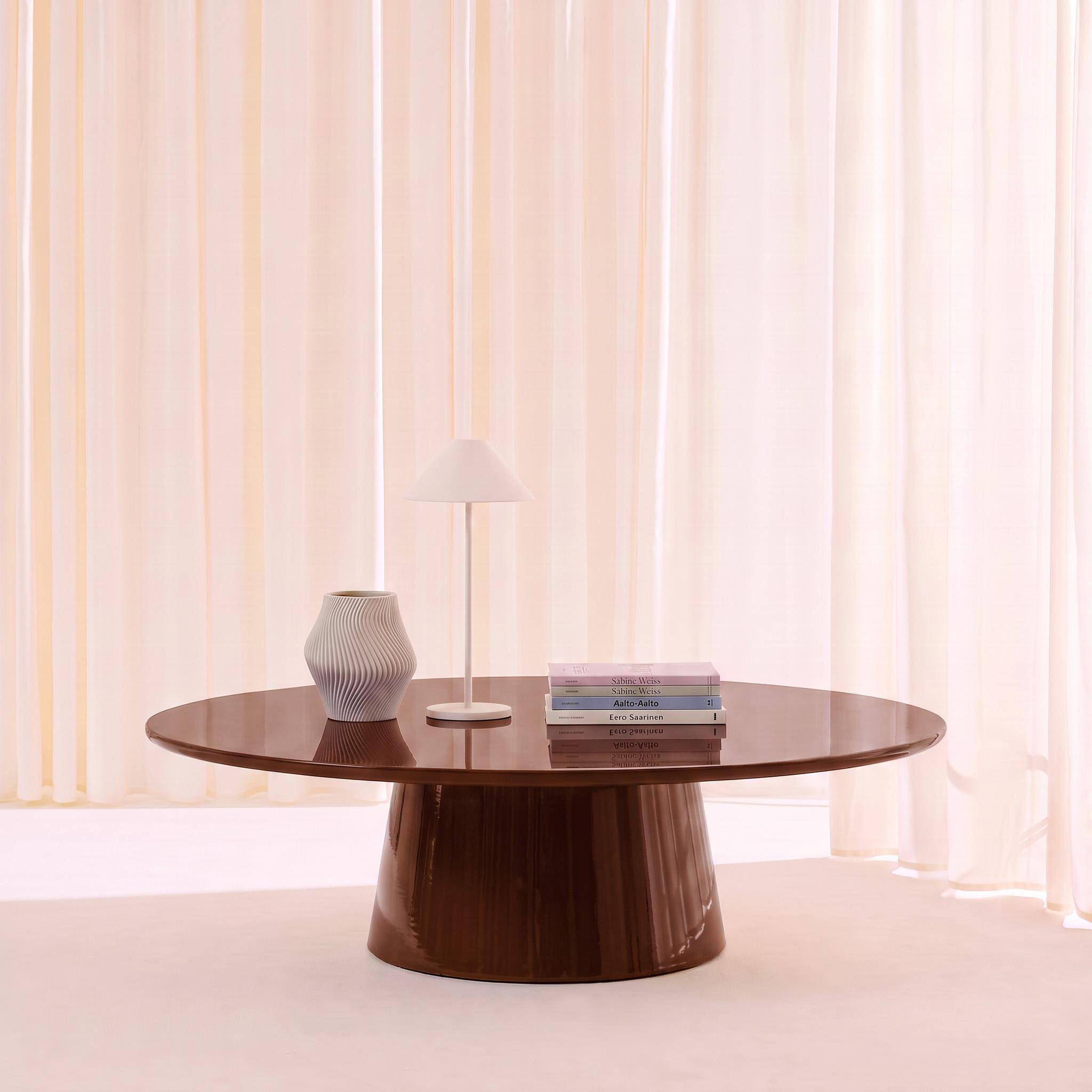 Table basse ovale finition glossy bordeaux - Nell Photo1