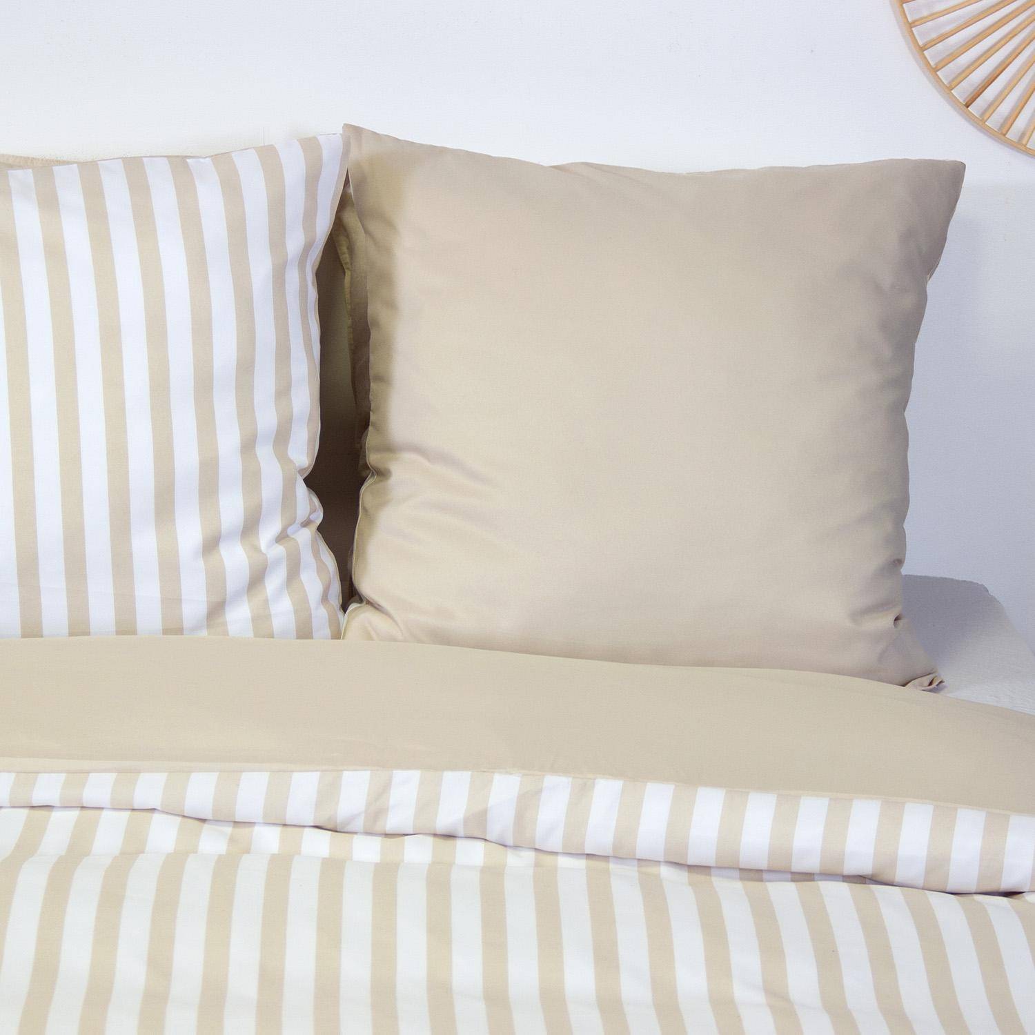 Ropa de cama de microfibra reversible con rayas beige, 2 plazas - 240x220x5 cm Photo2