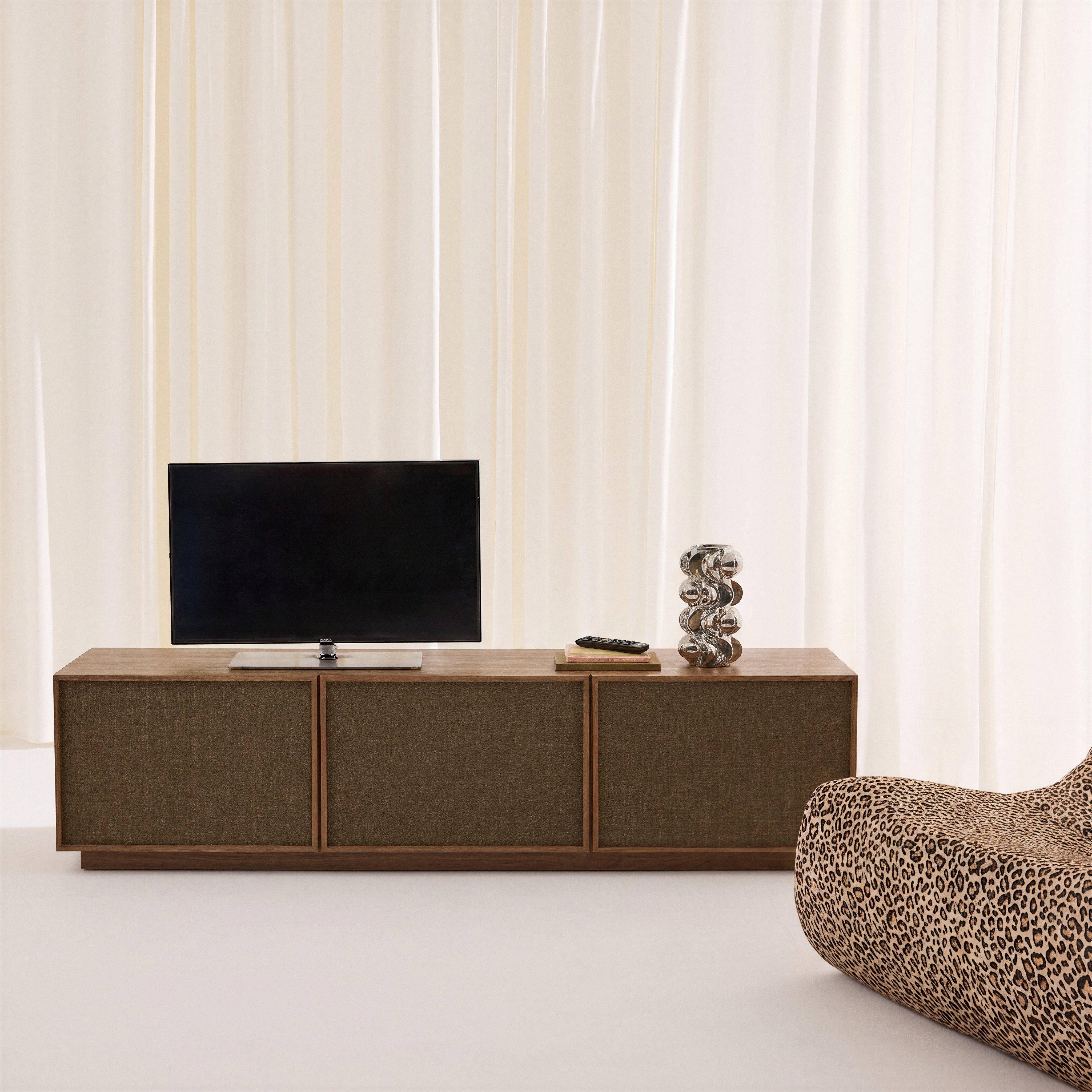 Meuble TV décor bois et tissu 3 portes 180cm noyer - Kuba Photo1