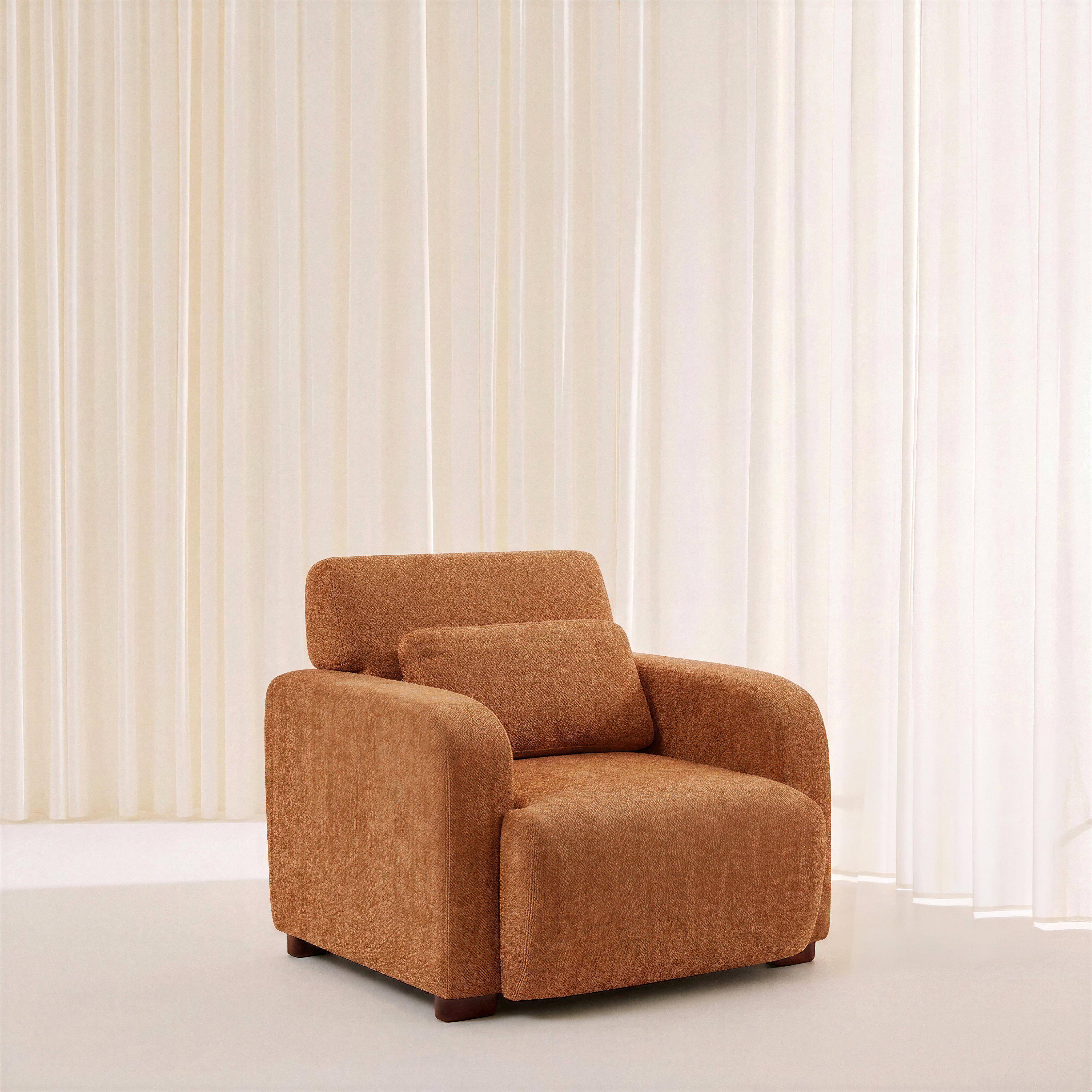 Sillón de tela con patas de madera de hevea Óxido - 95x94x83 cm Photo1