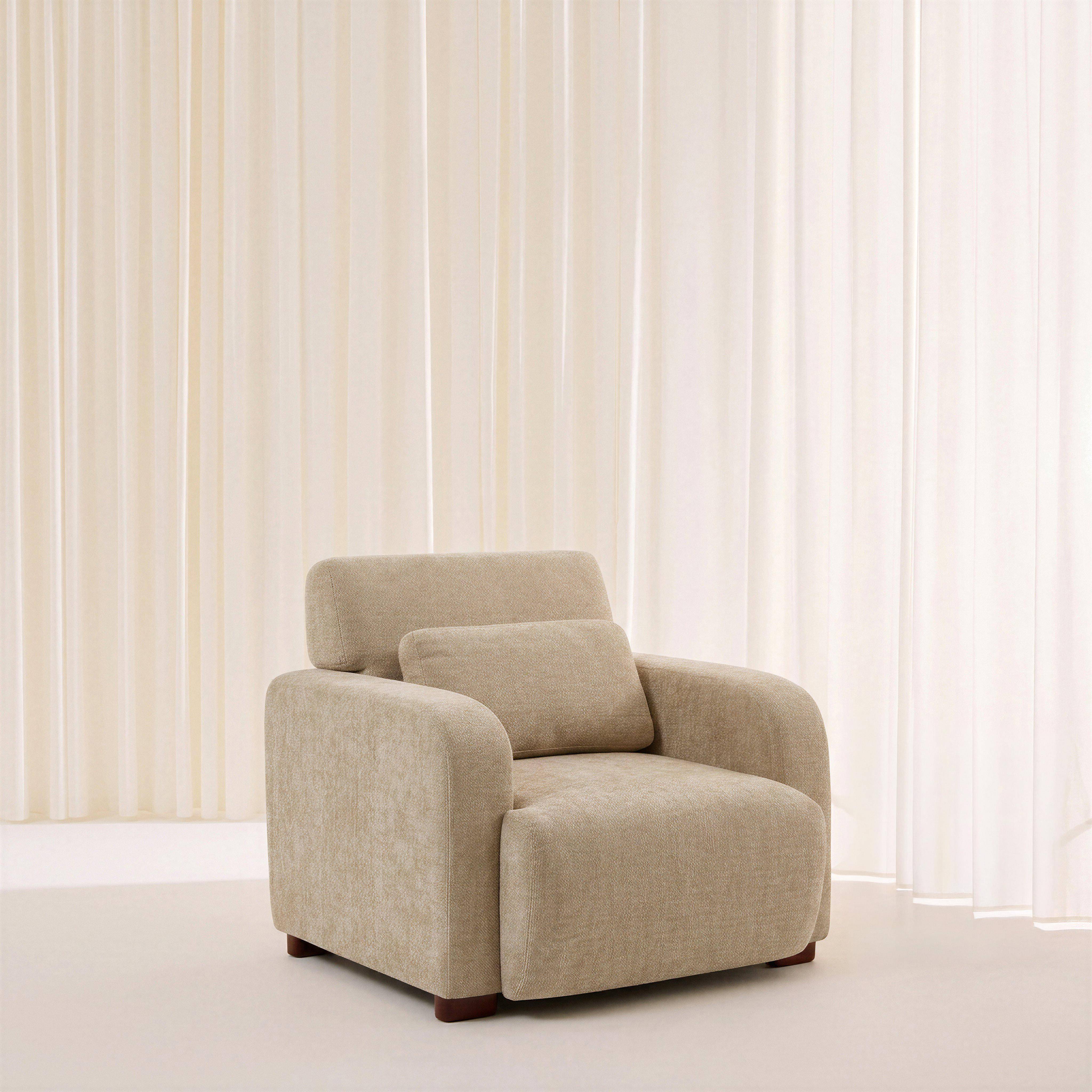 Poltrona in tessuto con gambe in legno di hevea Dany Beige - 95x94x83 cm Photo1