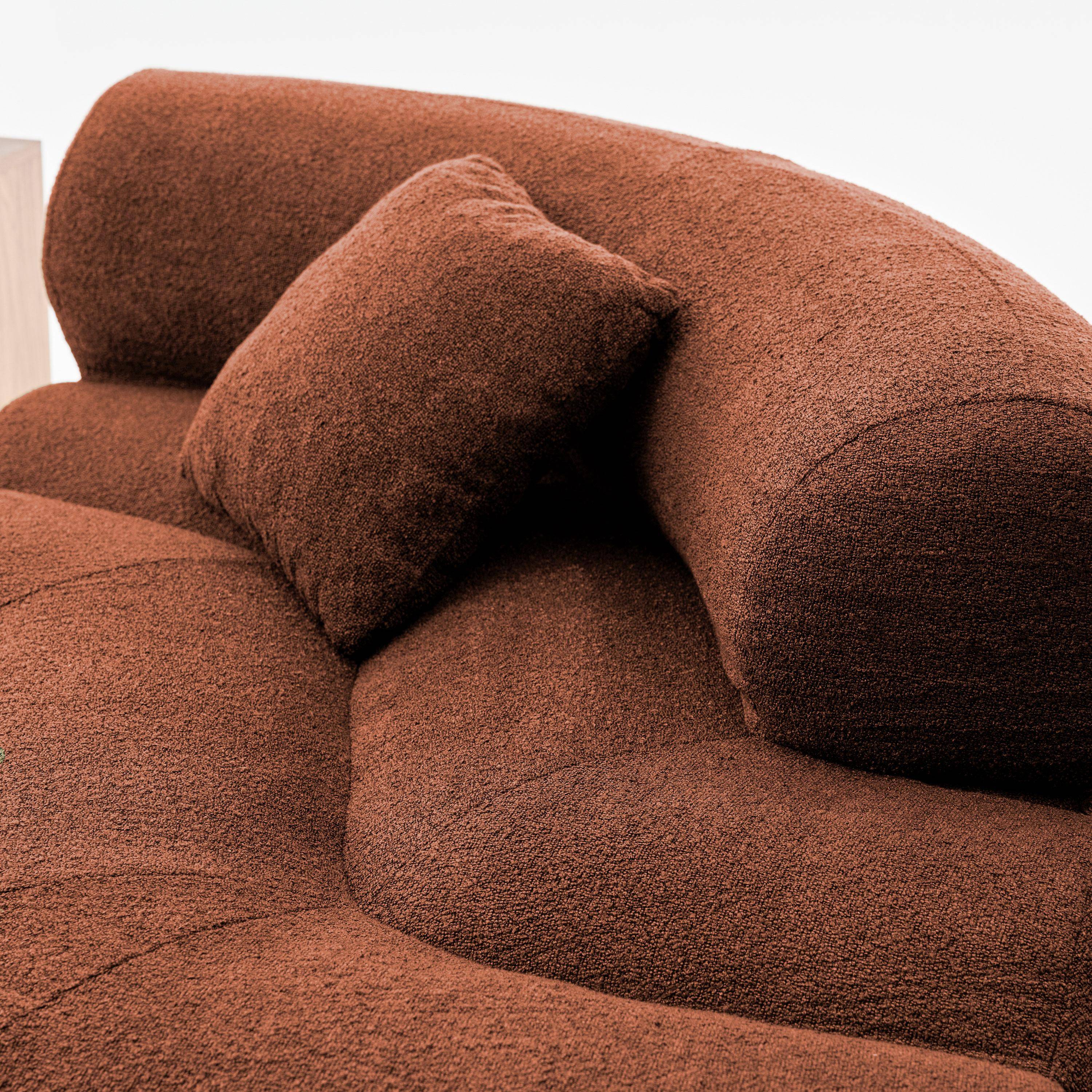 Organisches 3-Sitzer-Ecksofa mit strukturiertem Bouclé-Bezug in terrakotta - Iconik,sweeek,Photo5