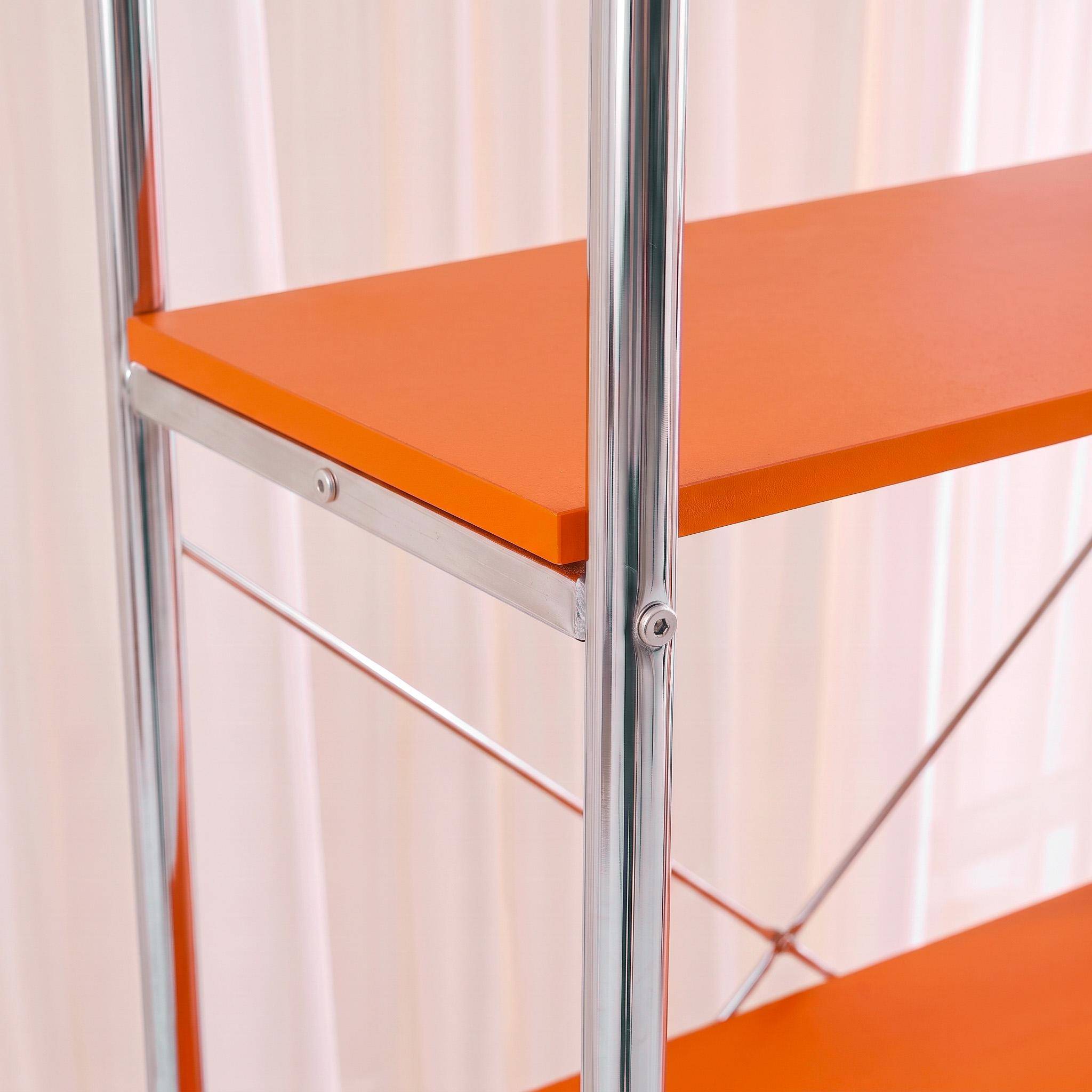Scaffale libreria in metallo cromato ed effetto legno con 2 ante scorrevoli, 5 livelli, Lennox, Arancione, 80x40x180 cm Photo4