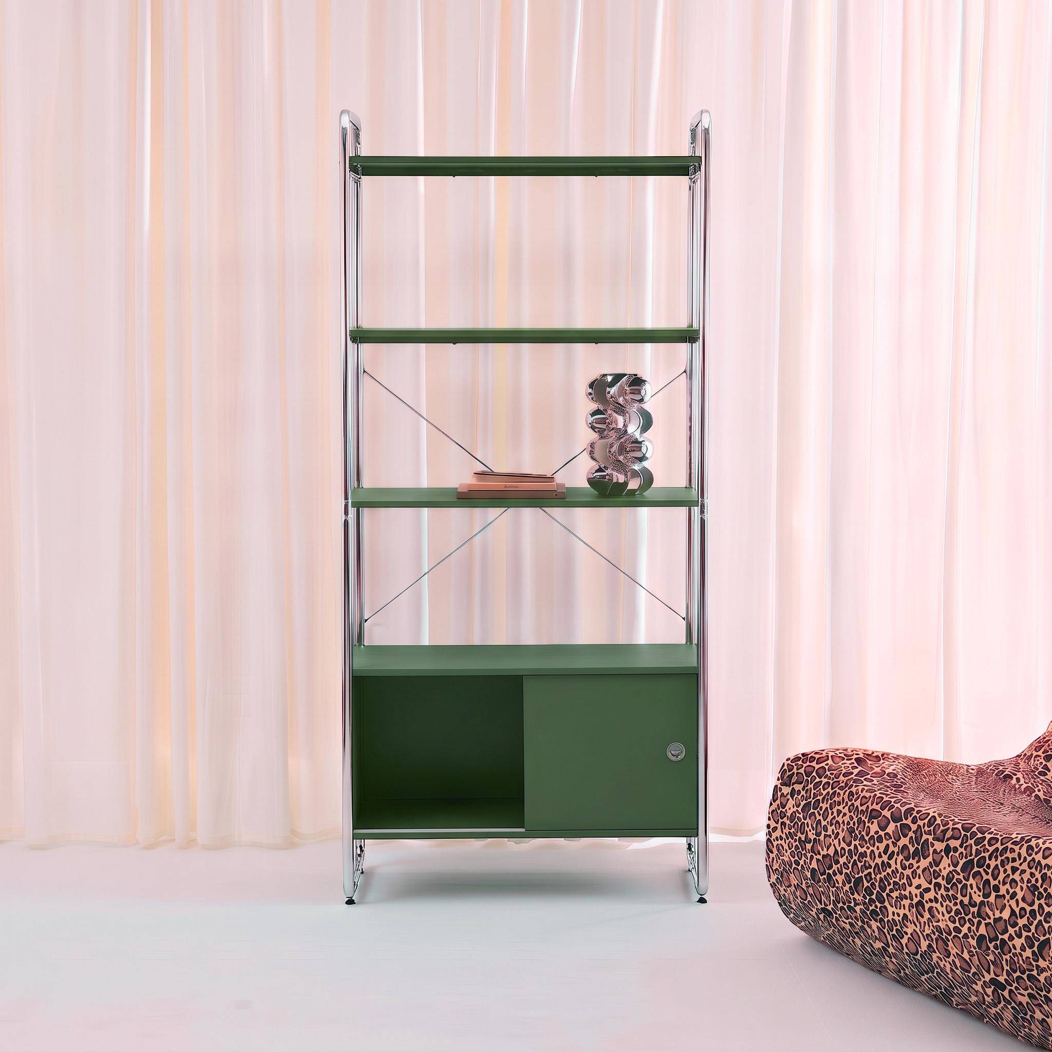 Scaffale libreria in metallo cromato ed effetto legno con 2 ante scorrevoli, 5 livelli, Lennox, Verde kaki, 80x40x180 cm,sweeek,Photo2