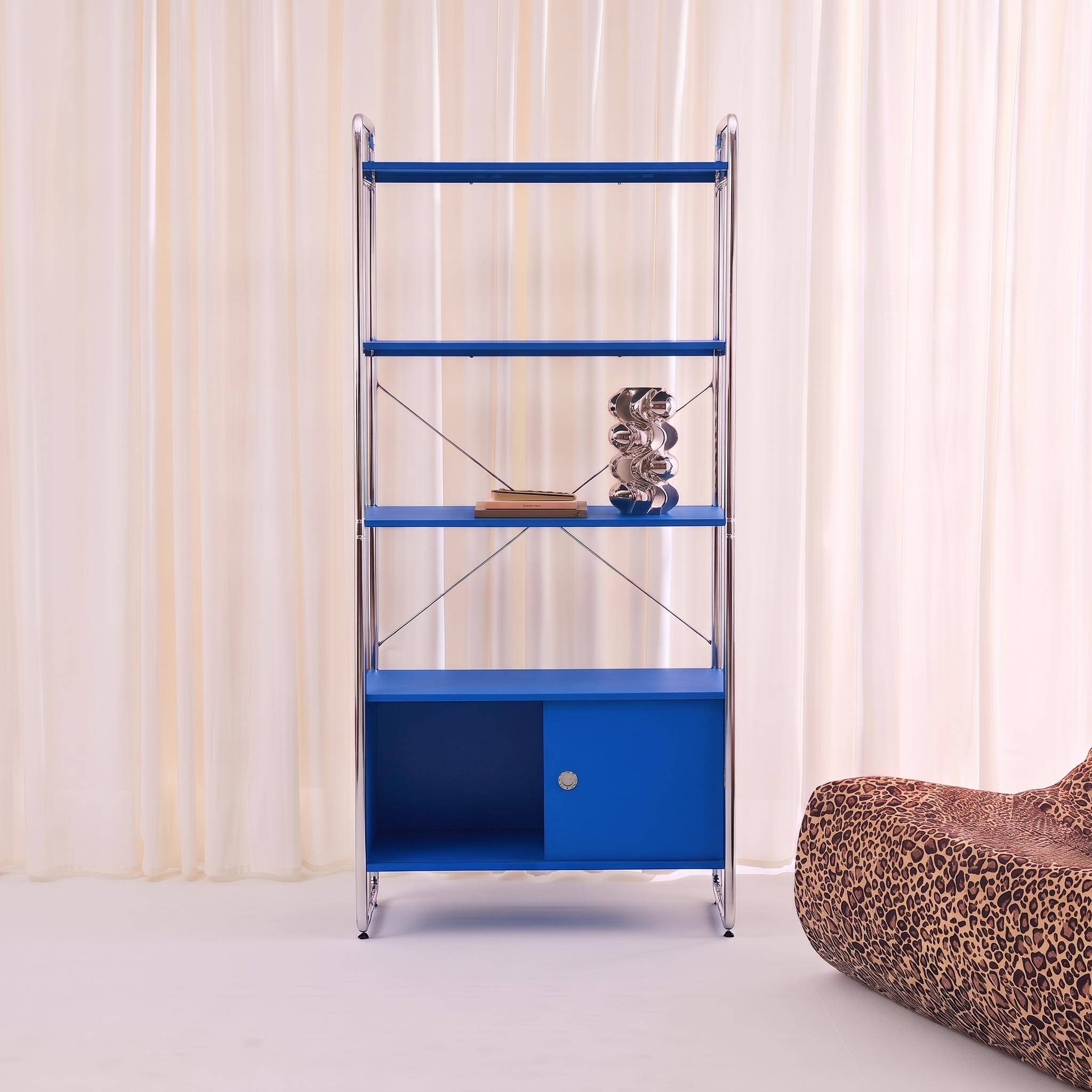 Scaffale libreria in metallo cromato ed effetto legno con 2 ante scorrevoli, 5 livelli, Lennox, Blu scuro, 80x40x180 cm,sweeek,Photo2