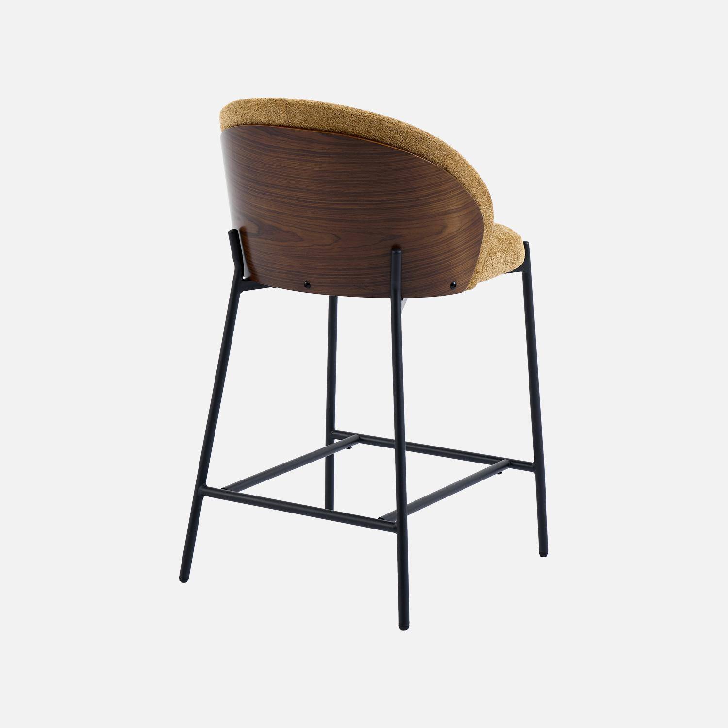 Taburete de bar de madera de álamo teñida en nogal, acero y tejido texturizado, set de 2, Paul, Mostaza, 51x52x92 cm,sweeek,Photo5