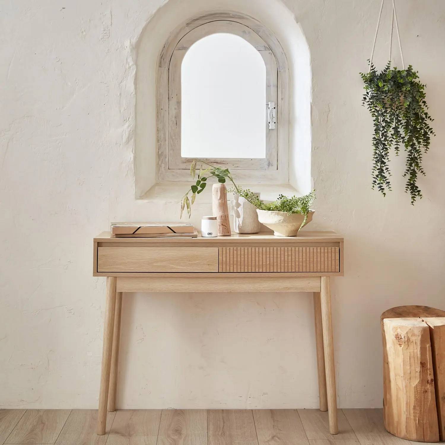 Scandinavian console