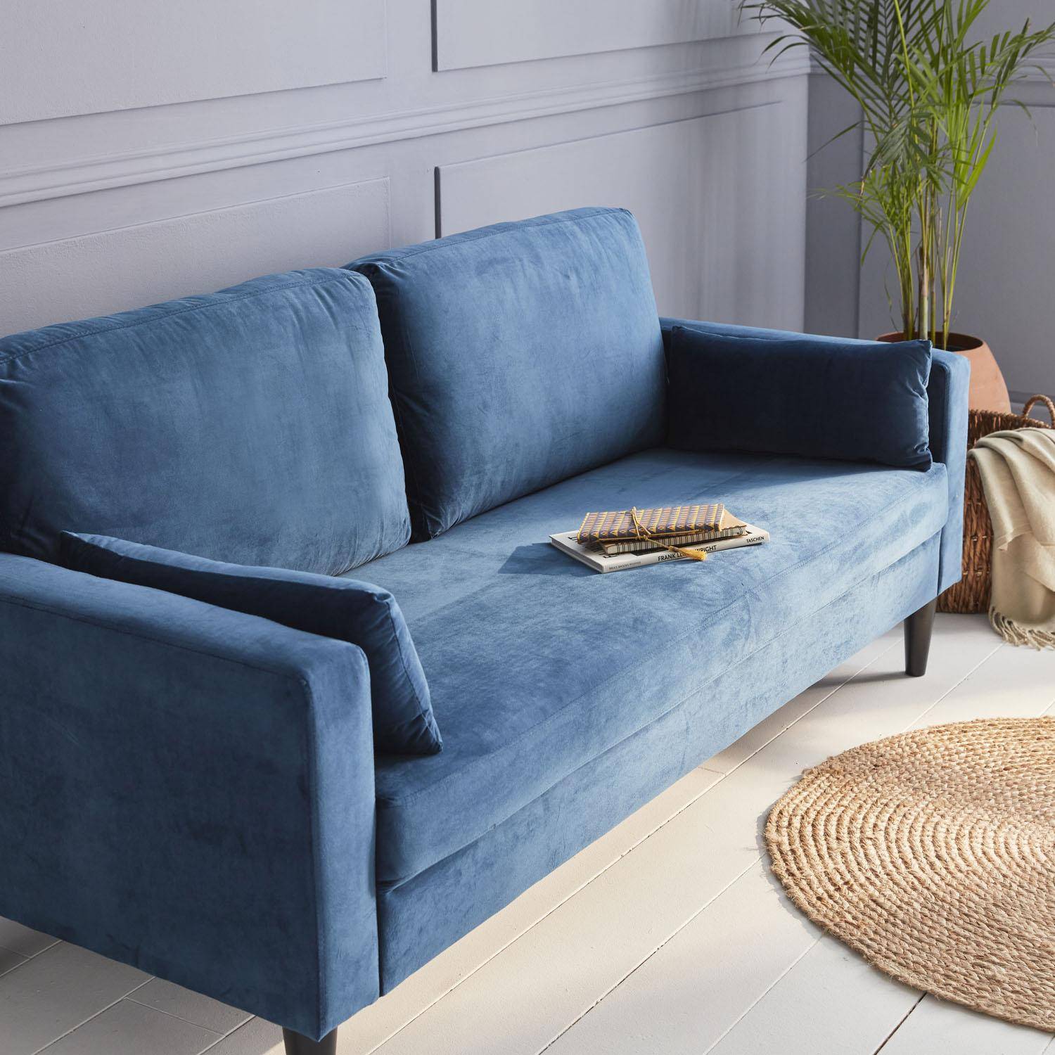 Driezits sofa van blauw velours - Bjorn - 3-zits bank met houten poten, scandinavische stijl   Photo2