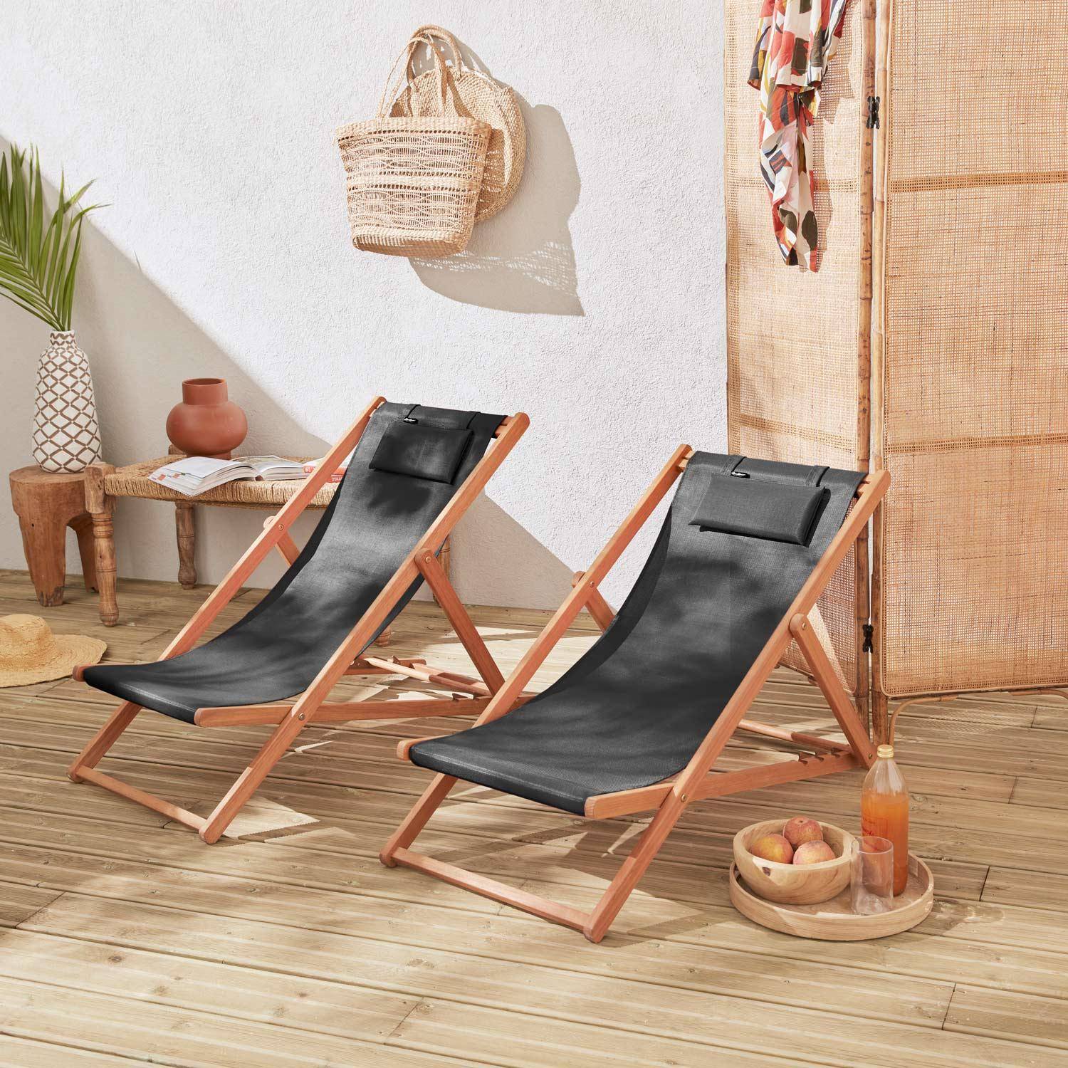 Pair of pre-oiled FSC eucalyptus deck chairs with headrest cushions - Creus - Wood/Black Photo1