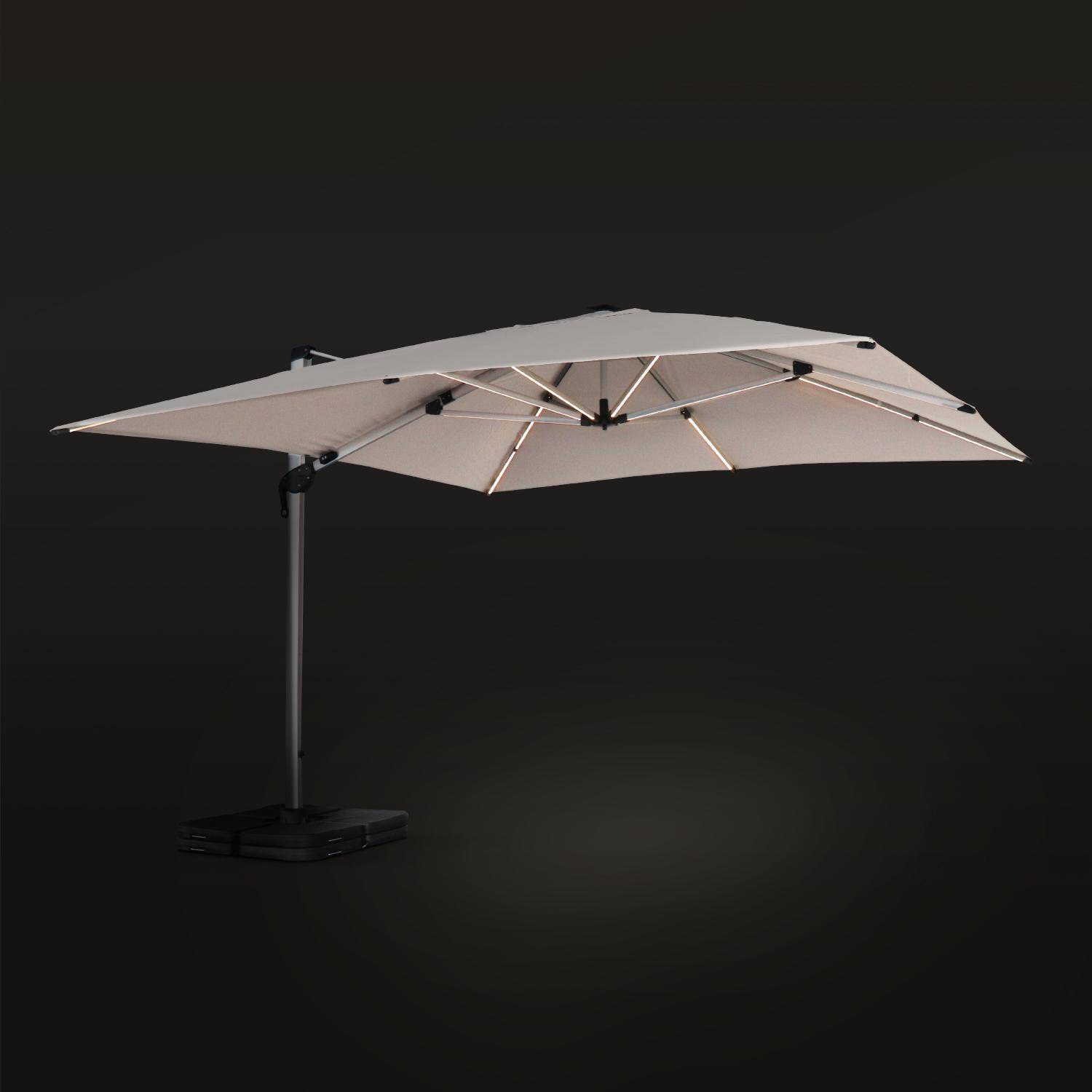 Parasol déporté haut de gamme LED carré 4x4m – PYLA LED beige – toile Sunbrella ® fabriquée en France, structure en aluminium anodisé, rotatif, éclairage led, housse de protection Photo3
