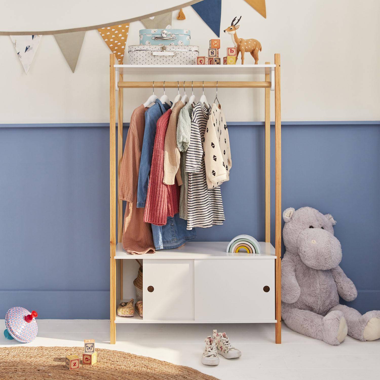 Children's storage unit with clothes rail and two sliding doors - Tobias - Natural pine, White Photo2