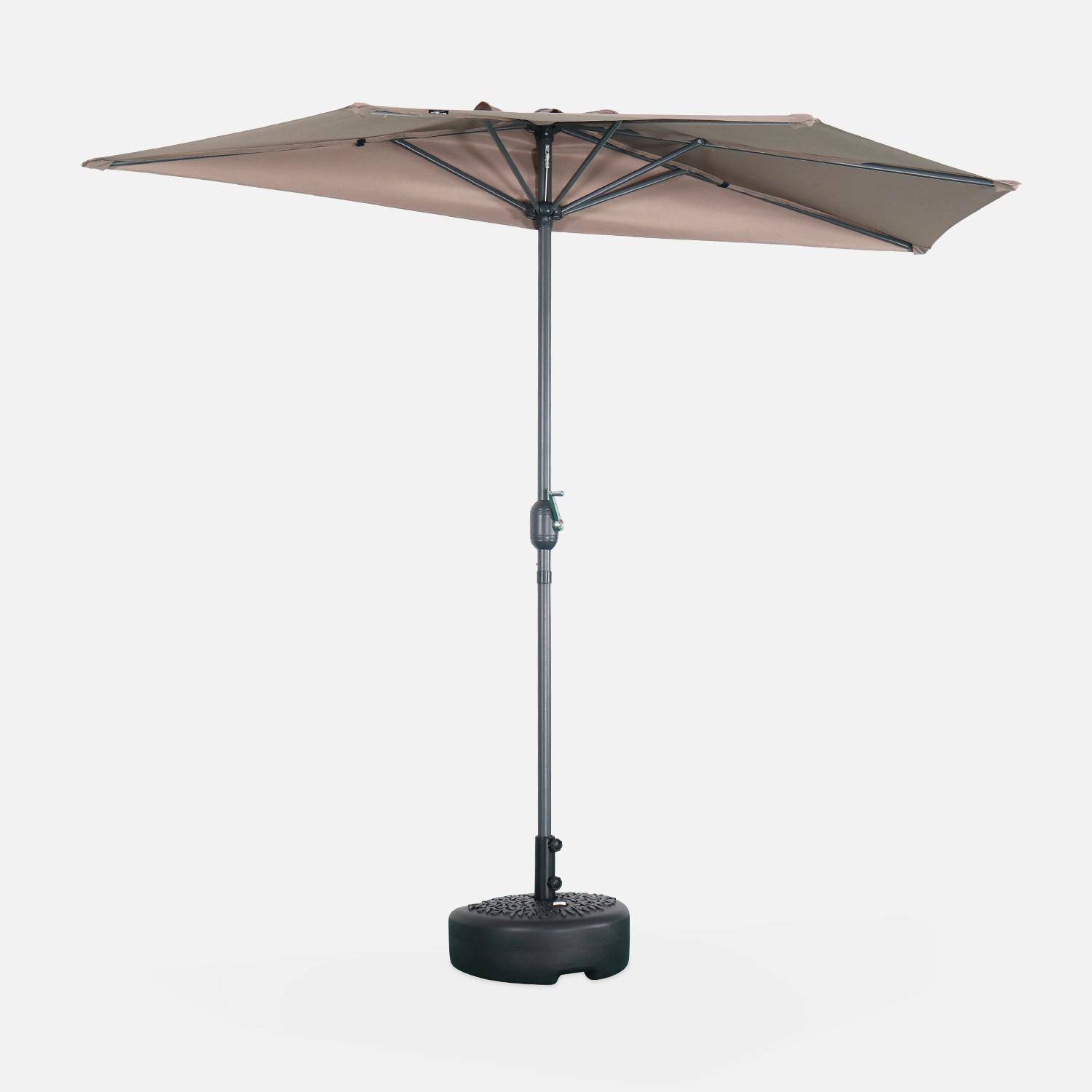  Parasol de balcon Ø250cm  – CALVI – Demi-parasol droit, mât en aluminium avec manivelle d’ouverture, toile taupe Photo1