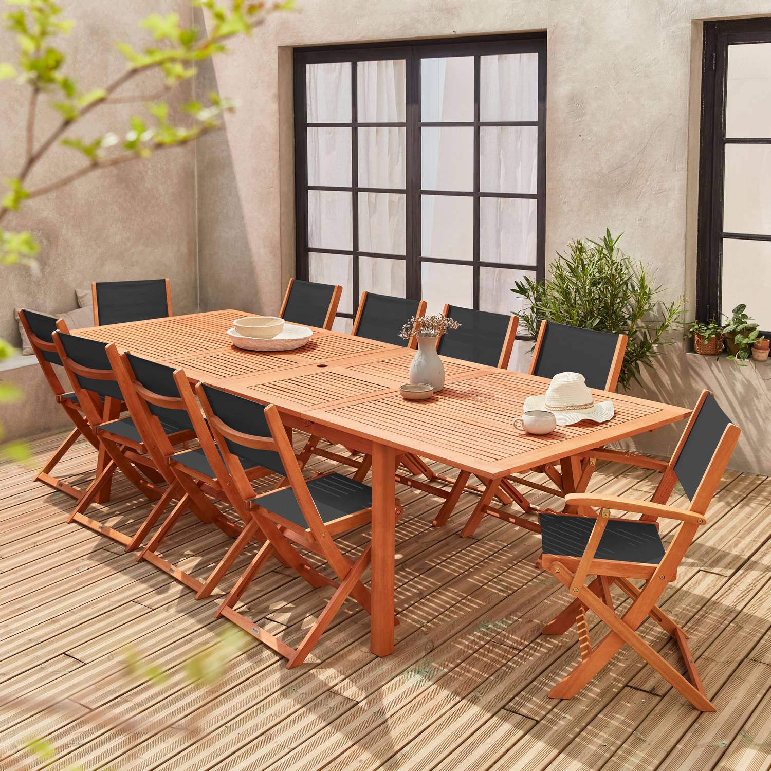 10-seater garden dining set, extendable 200-300cm FSC-eucalyptus wooden table, 8 chairs and 2 armchairs - Almeria 10 - Black textilene seats Photo1