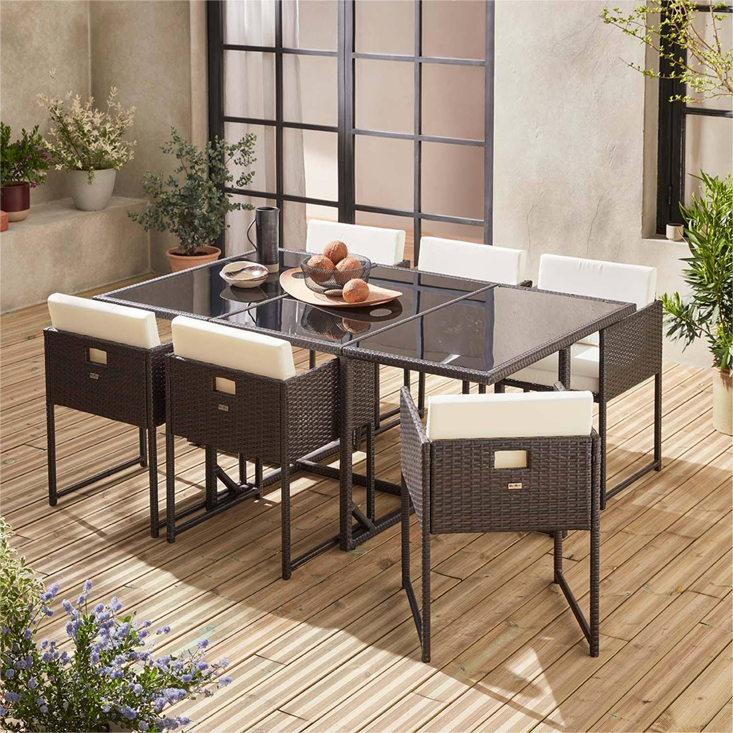 Table de jardin en résine 6 places – FIRENZE 6 – coloris marron, coussins blancs, table encastrable Photo8