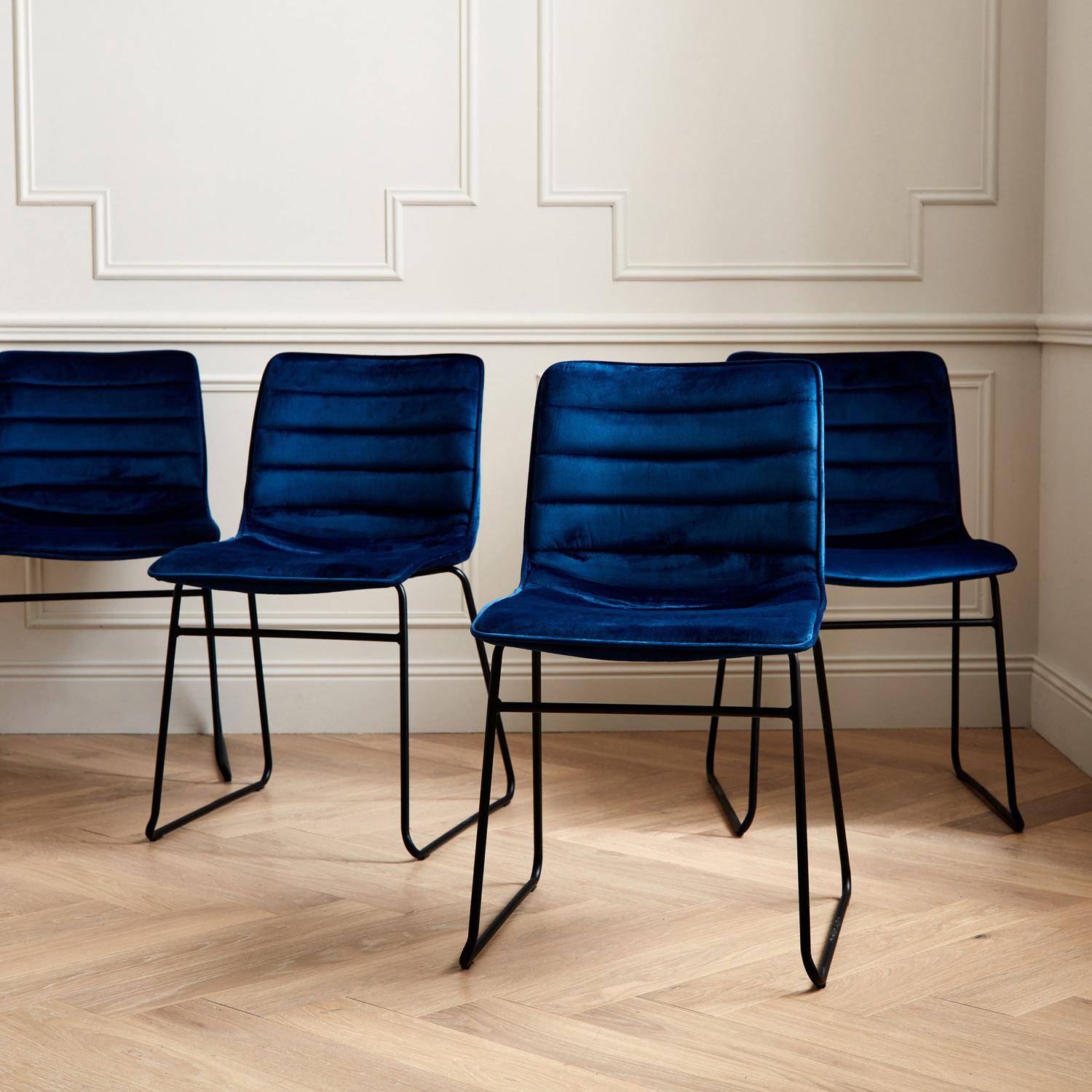 Set van 4 velours stoelen met metalen poten - Blauw Photo1