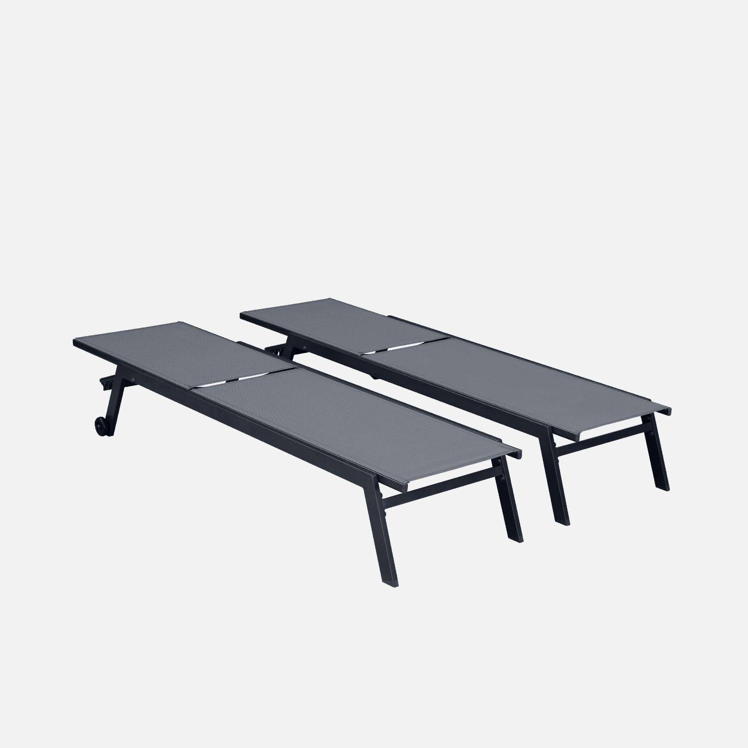 Lot de 2 bains de soleil ELSA en aluminium gris anthracite et textilène gris taupe, transats multi positions avec roulettes Photo3