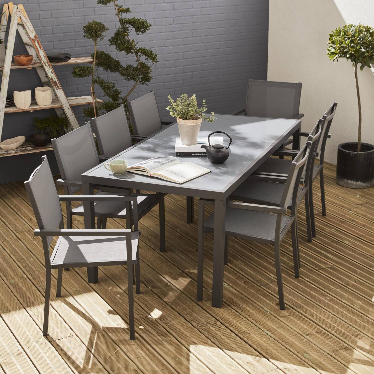 Gartengarnitur aus Aluminium und Textilene - Capua 180 cm - Anthrazit, grau - 8 Plätze - 1 großer rechteckiger Tisch, 8 stapelbare Sessel Photo1