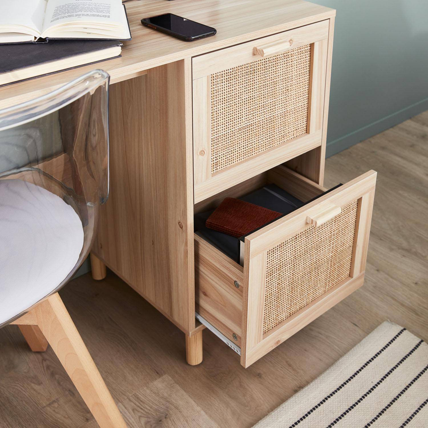Schreibtisch mit Holzdekor und Rohrgeflecht - Camargue - 120cm, 2 Schubladen Photo2