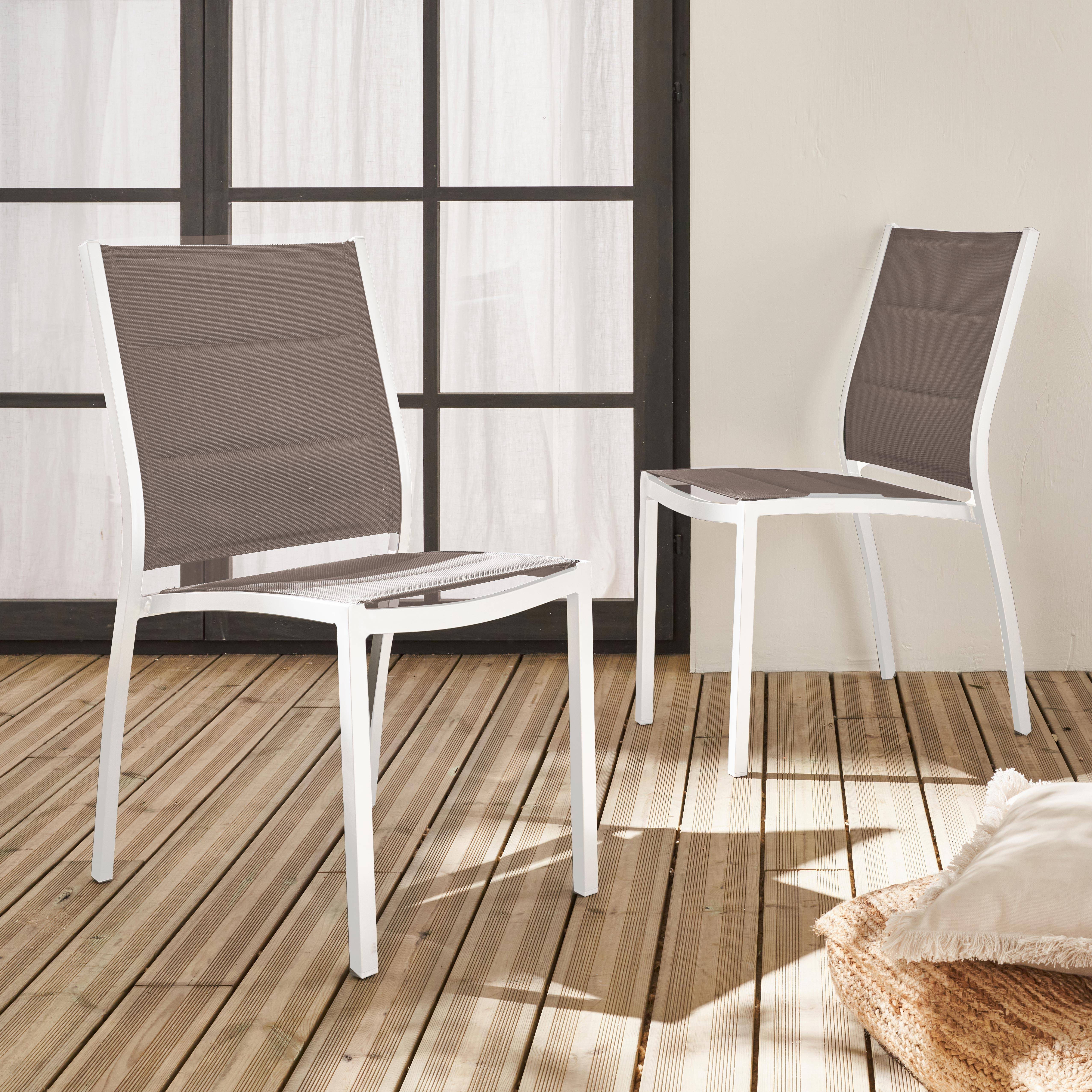 Coppia di sedie Chicago/Odenton in alluminio bianco e textilene colore marrone talpa,sweeek,Photo1