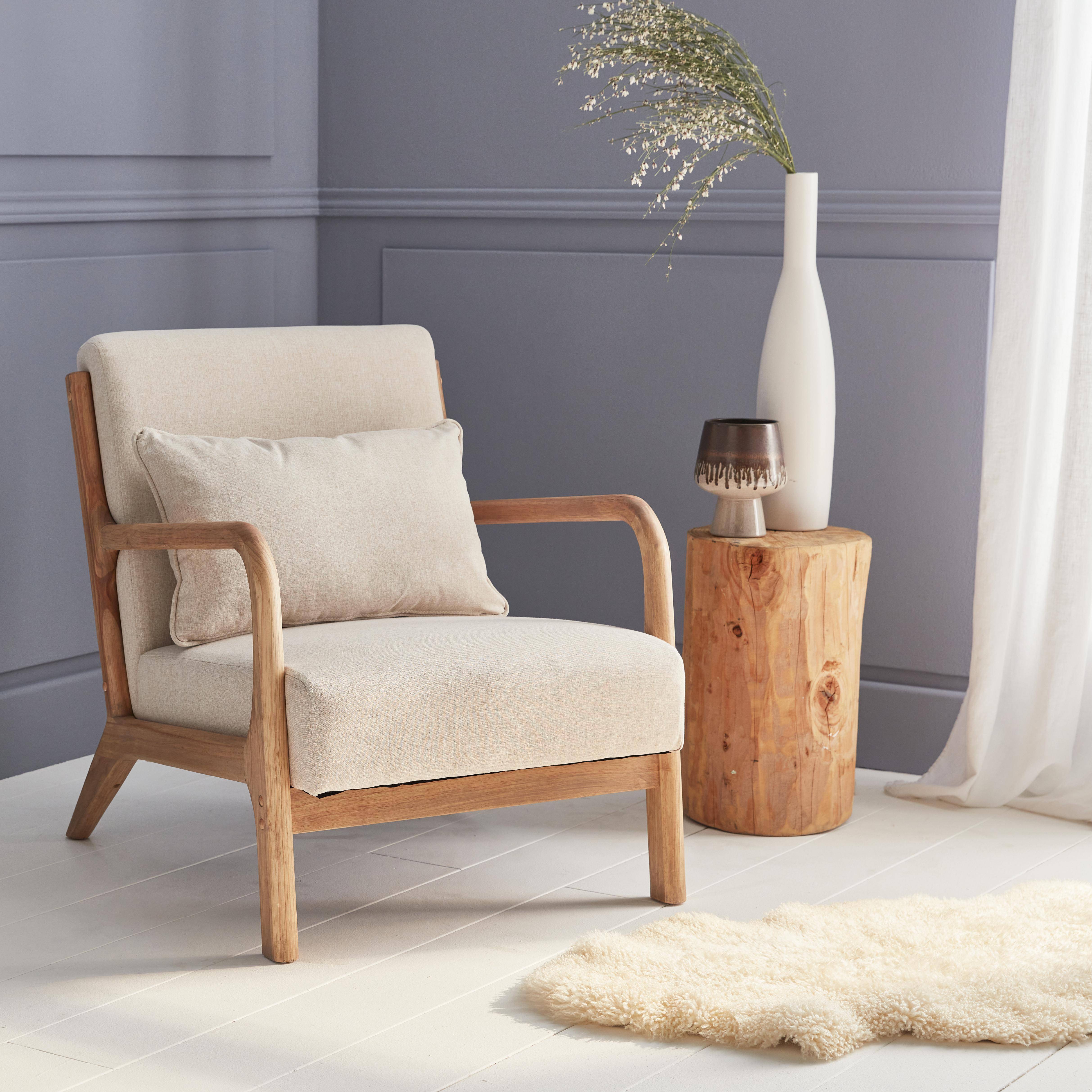Poltrona de design em madeira e tecido, 1 assento reto fixo, pernas em bússola escandinavas, estrutura em madeira maciça, assento bege confortável Photo1