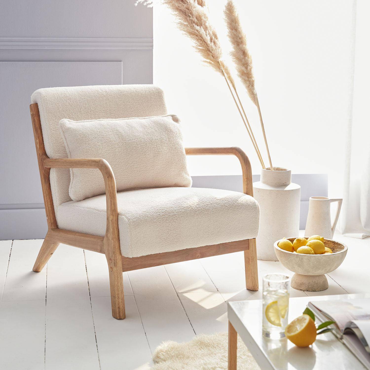 Sillón de rizos blancos, madera y tela, 1 asiento recto fijo, patas de compás escandinavas, armazón de madera maciza, asiento cómodo Photo1