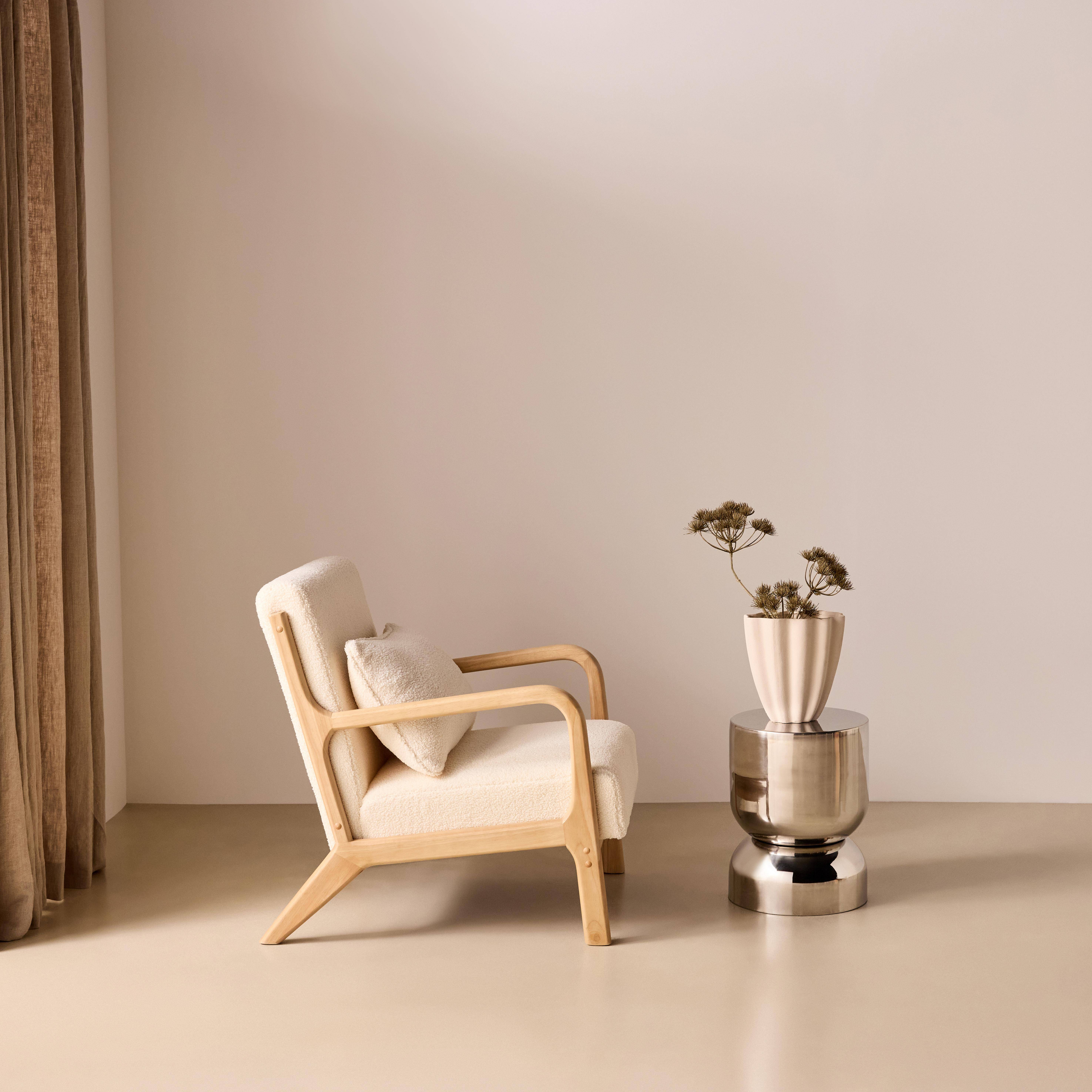 Scandinavische fauteuil met naturelkleurig hout en bouclé crème - Lorens Photo2