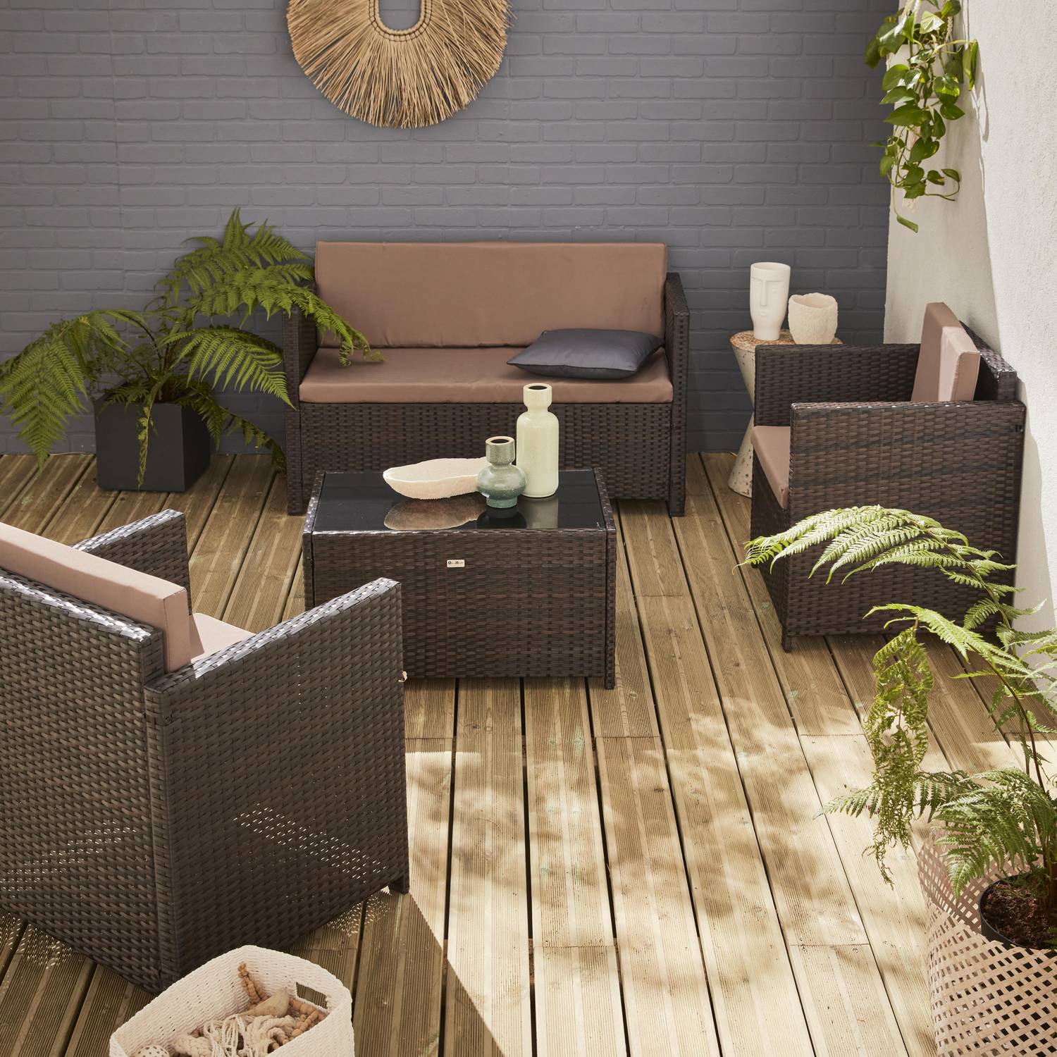 Gartengarnitur aus Kunststoffrattan - Perugia - Schokoladenfarben, braune Kissen - 4 Plätze - 1 Sofa, 2 Sessel, ein Couchtisch Photo1