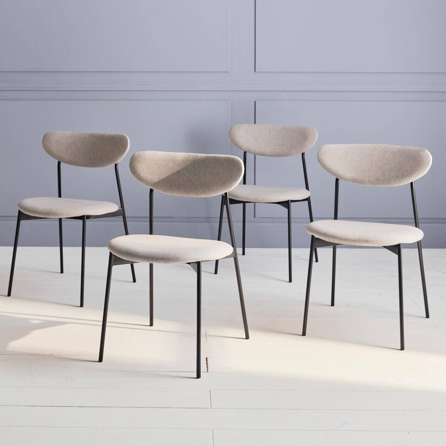 4er Set Stühle - Arty - Skandinavischer Stil und Vintage, hellgraue Sitzfläche und Rückenlehne, Stahlbeine,sweeek,Photo1