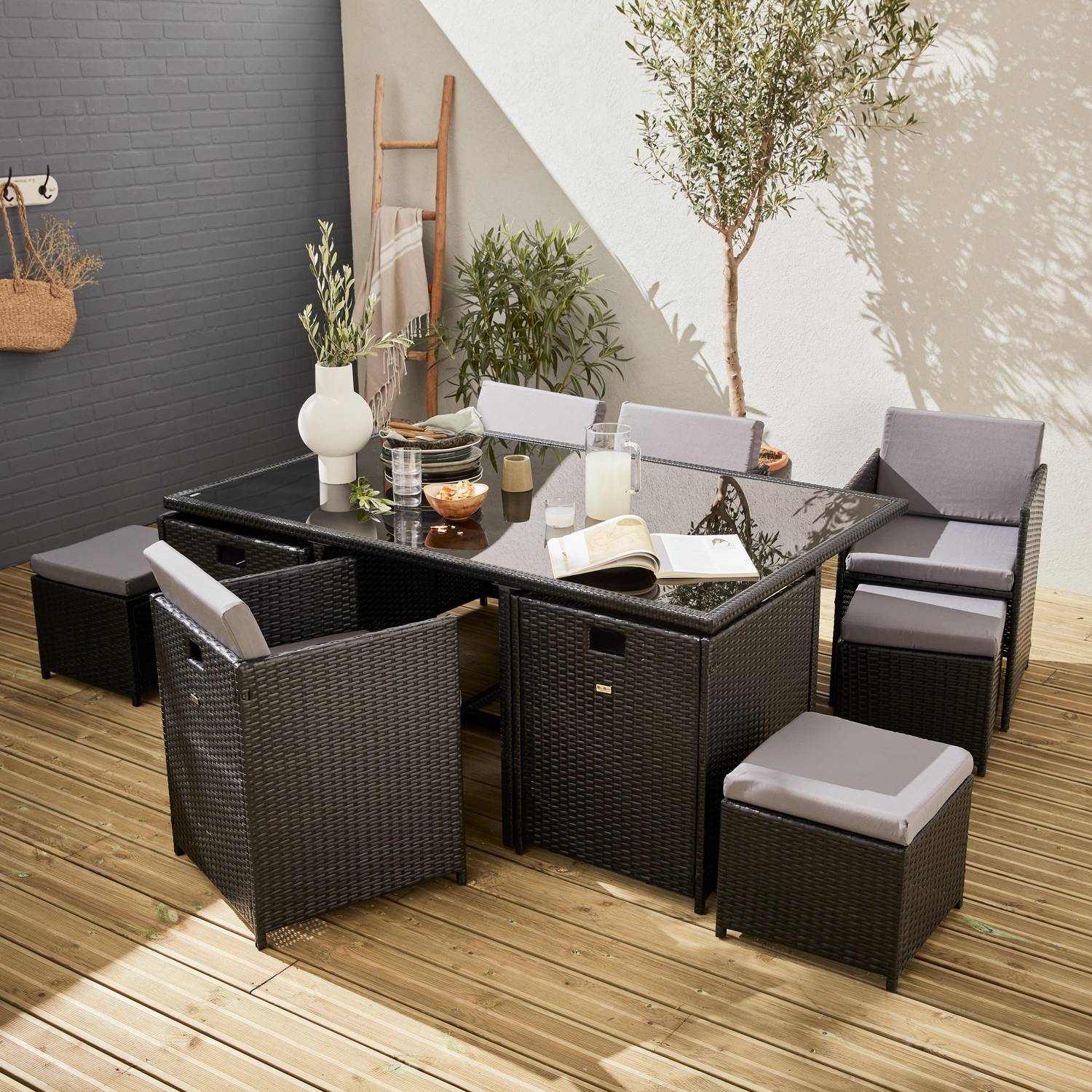 6 to 10-seater rattan cube table set - table, 6 armchairs, 2 footstools - Vabo 10 - Black rattan, Grey cushions Photo1
