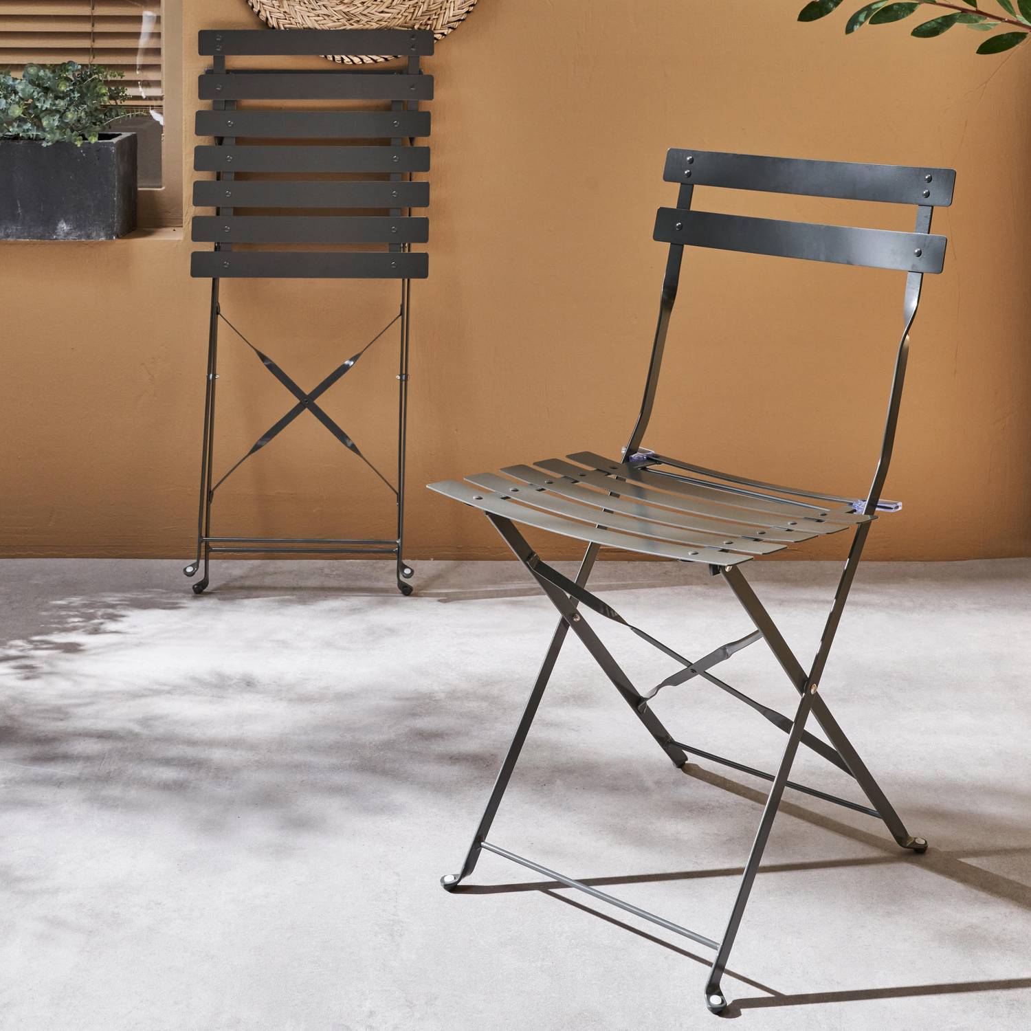 Set of 2 foldable bistro chairs - Emilia anthracite - Thermo-lacquered steel Photo2