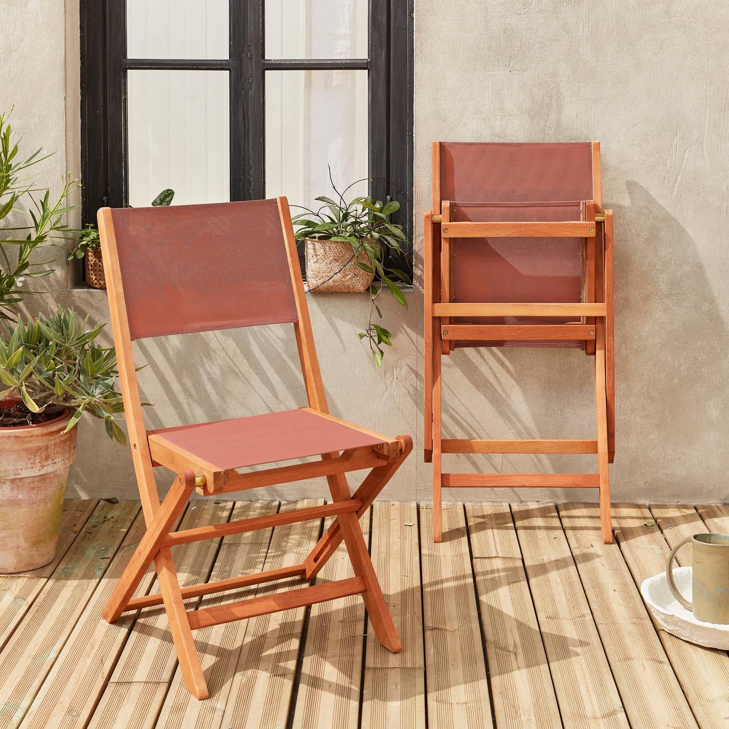 Set of 2 garden chairs in wood,  oiled FSC eucalyptus and textilene folding chairs - Almeria -  Terracotta Photo2