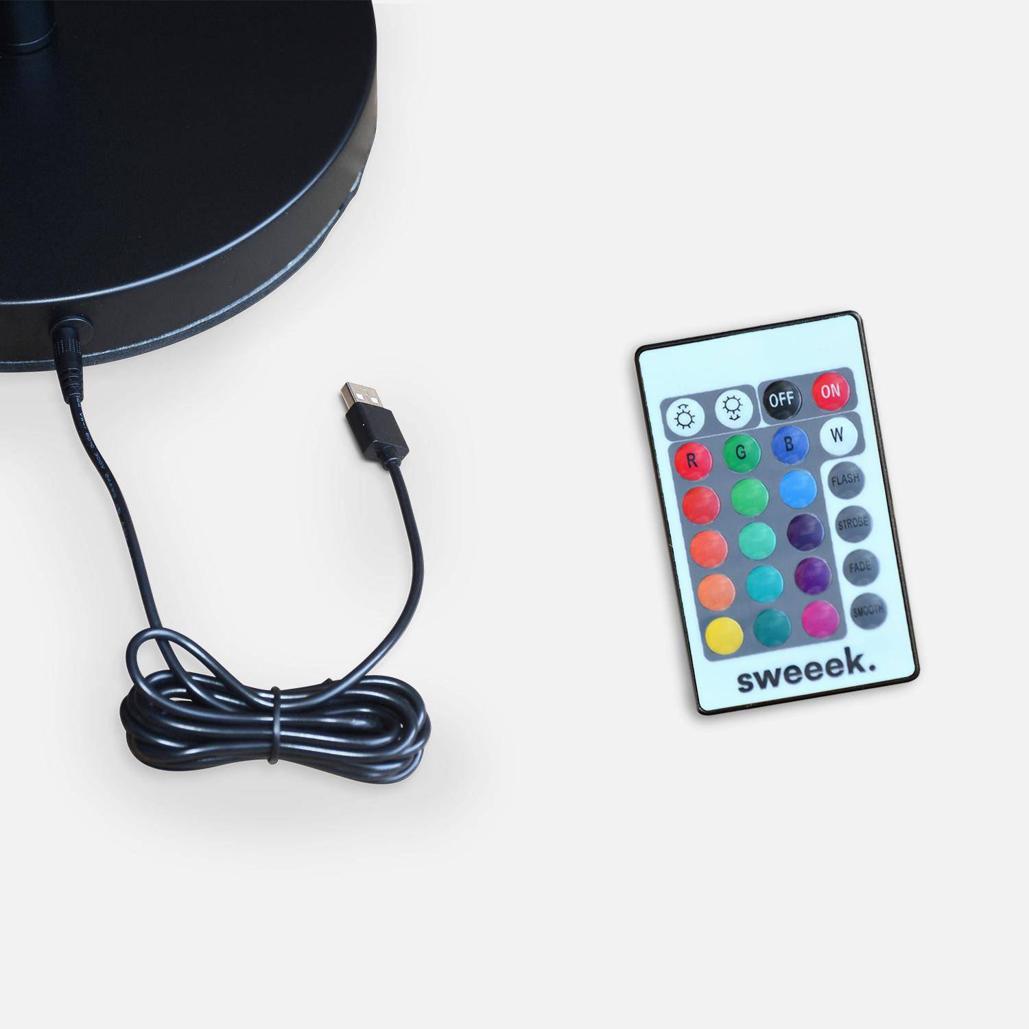 LED Stehlampe 150cm für den Außenbereich, Farbwechselfunktion der Beleuchtung, Modernes Design, kabellos und solarbetrieben mit Fernbedienung - LAMPADA XL Photo4