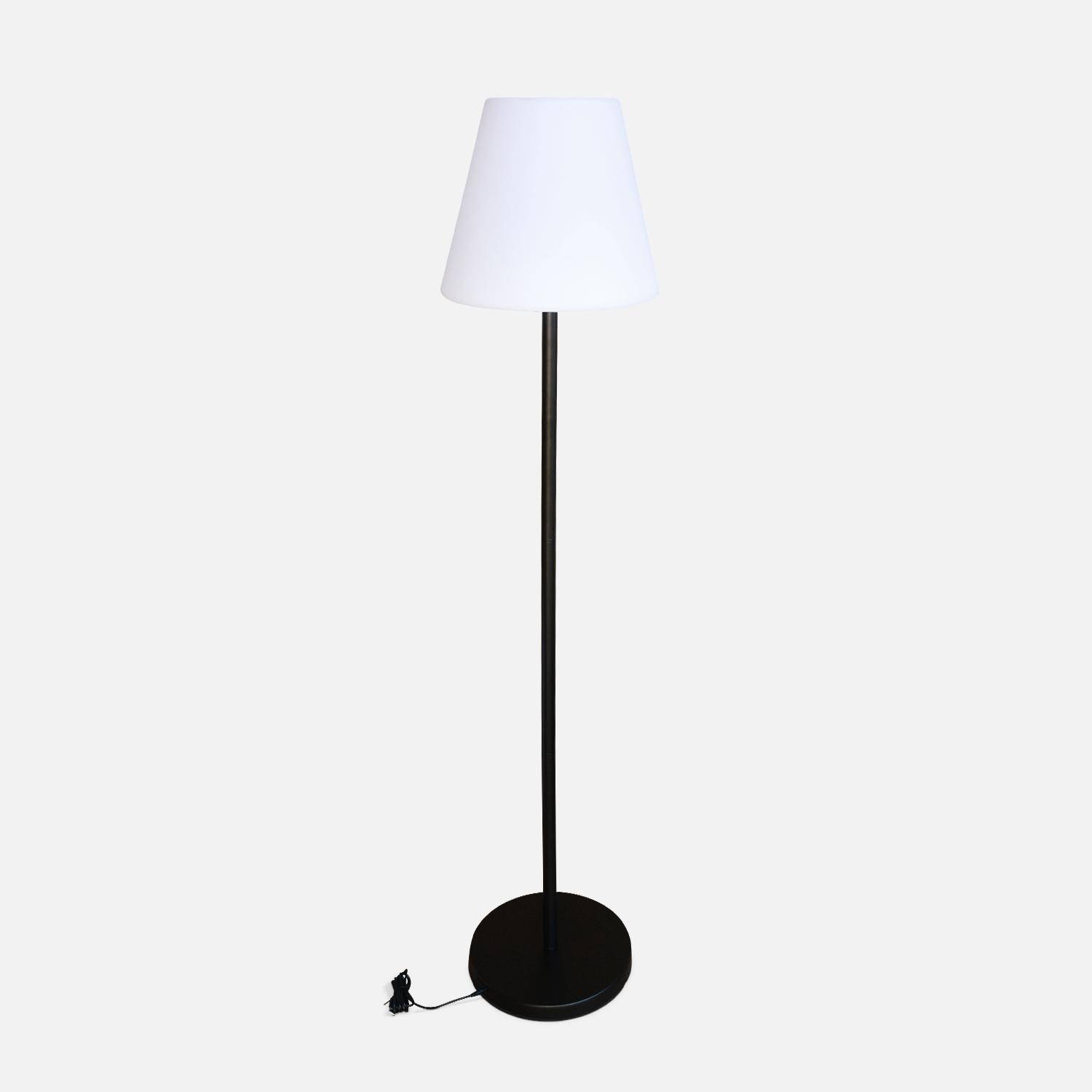 LED Stehlampe 150cm für den Außenbereich, Farbwechselfunktion der Beleuchtung, Modernes Design, kabellos und solarbetrieben mit Fernbedienung - LAMPADA XL Photo3