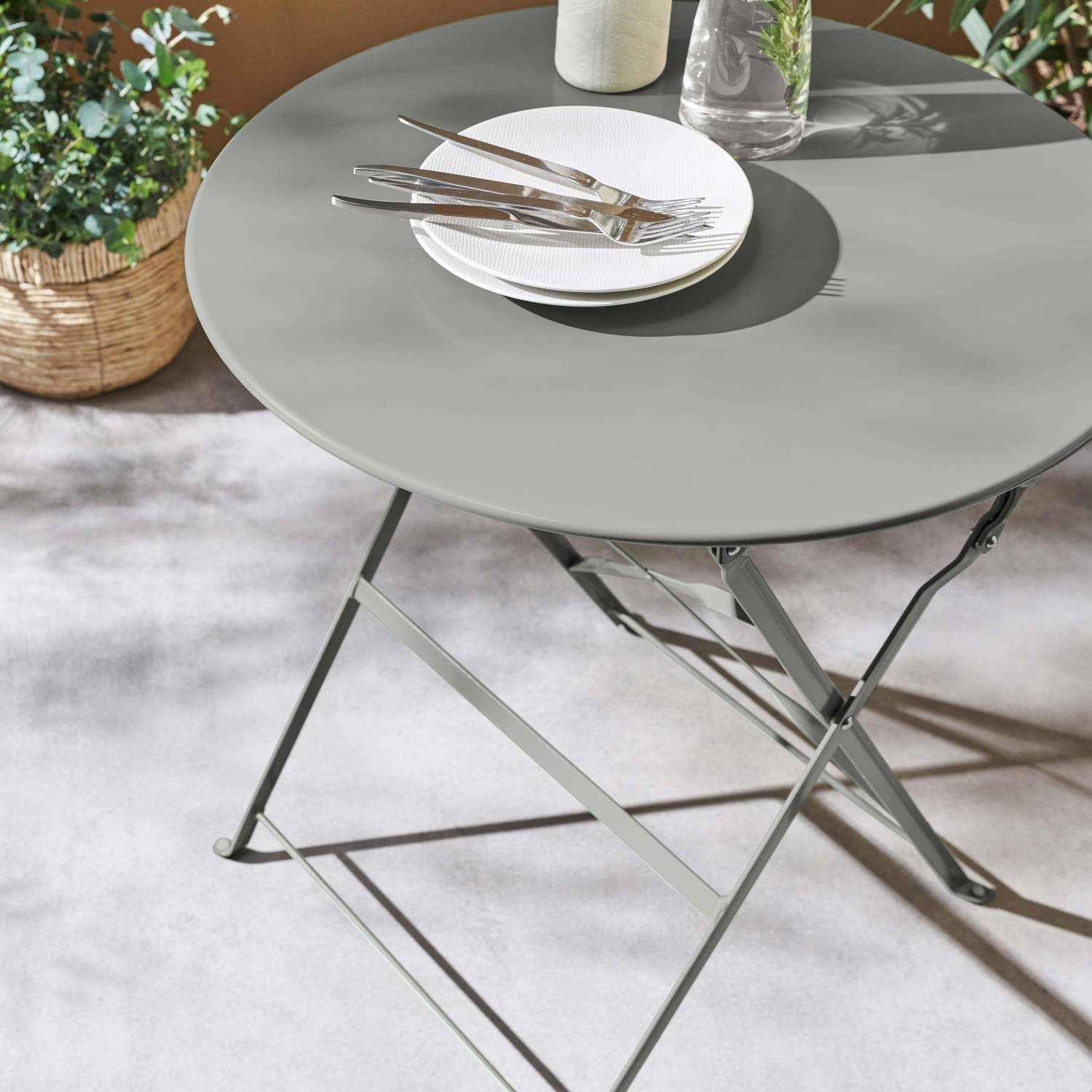 Foldable bistro garden table - Round Emilia taupe grey - Round table Ø60cm, thermo-lacquered steel Photo2