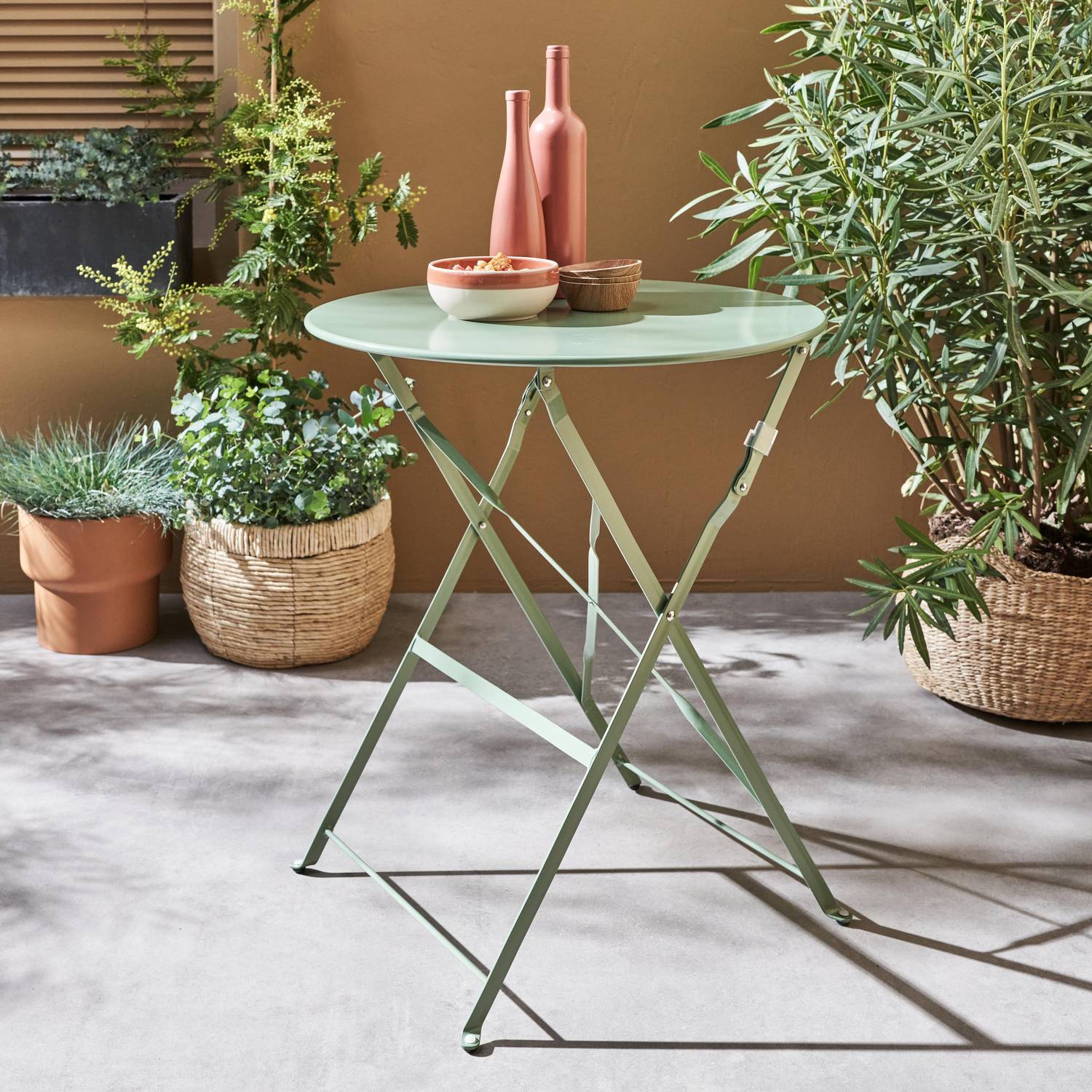 Table de jardin bistrot pliable - Emilia ronde vert de gris- Table ronde Ø60cm en acier thermolaqué Photo1