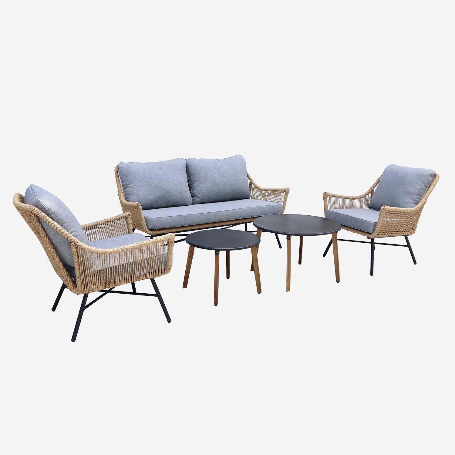 Salon de jardin bas 4 places KUTA – Ensemble canapé 2 places et 2 fauteuils avec 2 tables gigognes, résine tressée effet corde, coussins gris clair chiné Photo2