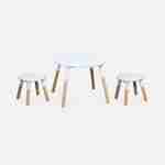 Runder Tisch + zwei Hocker für Kinder TOBIAS - Massivholz in Kiefer natur weiß - Ø55 x H43 cm Photo4